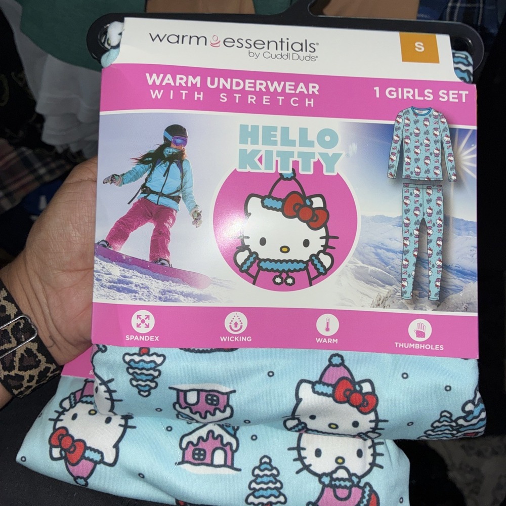 Hello Kitty Girls Size Medium 8 Pajamas Ski Warm Underwear Stretch Cozy
